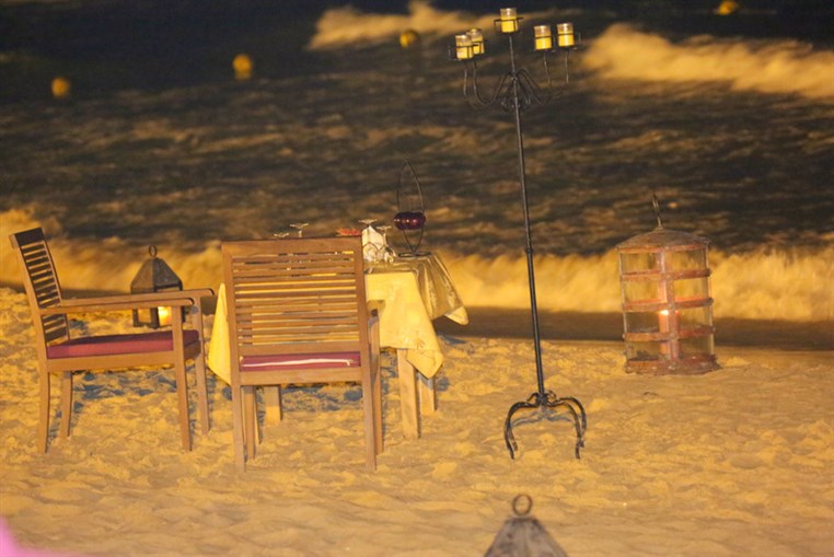 Romantic Dinner at Edde Sands